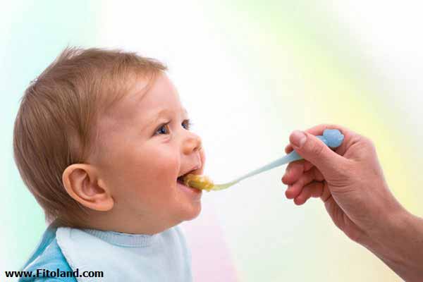 نشانه های حساسیت به بادام زمینی در نوزادان و کودکان